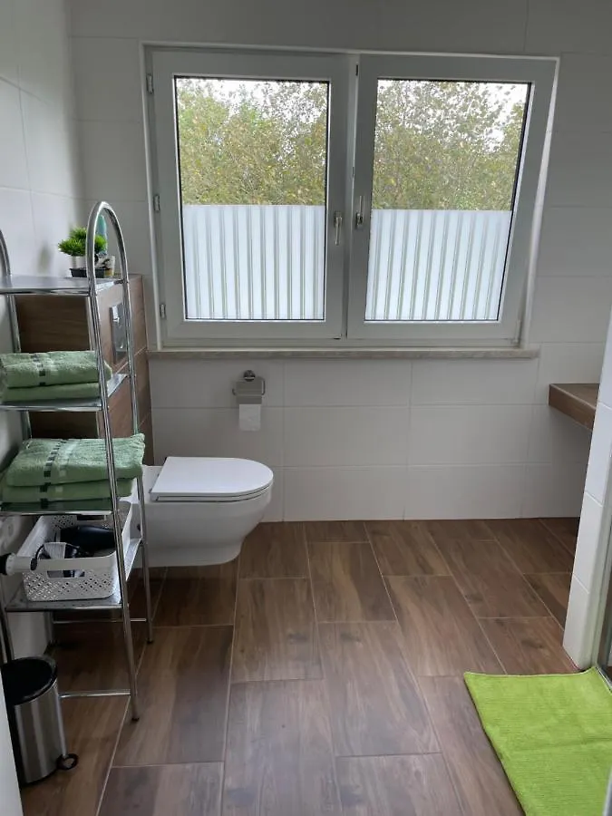Apartment Ferienwohnung Am Berg Marktgraitz