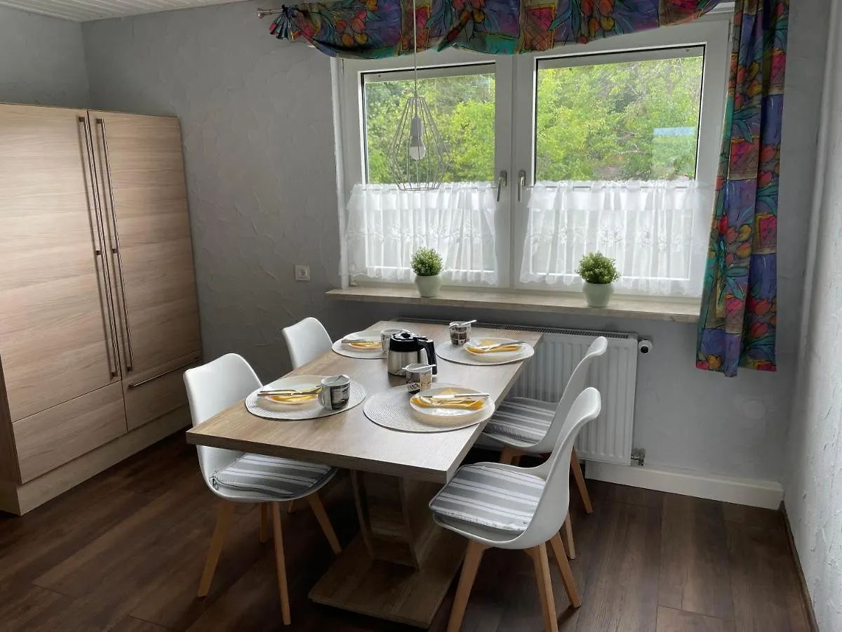 Apartment Ferienwohnung Am Berg Marktgraitz